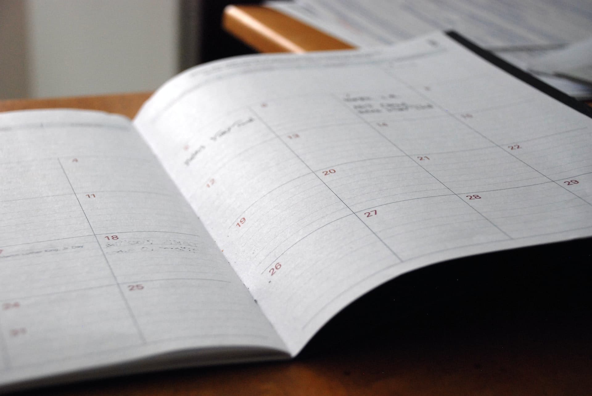 How To Get Tomorrow s Date In JavaScript CodingDeft how-to-get-tomorrow-s-date-in-javascript-codingdeft